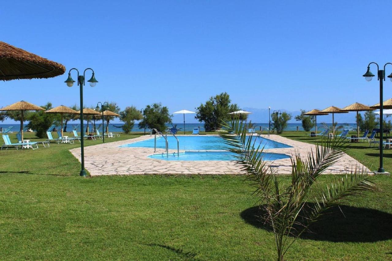 S&C Kosmos Beach Resort Roda  Exteriér fotografie